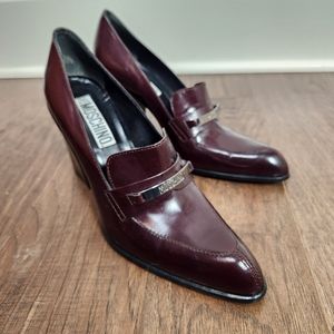 MOSCHINO burgundy high heel loafers